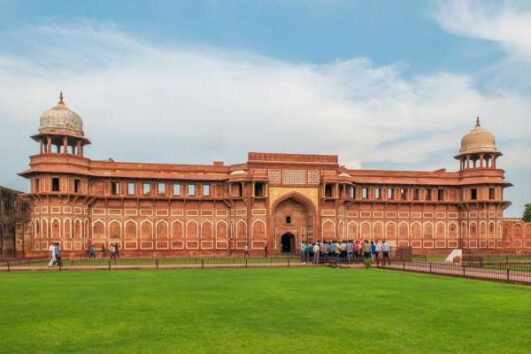 Golden Triangle Tour 5 Days – Delhi, Agra, & Jaipur 4N_5D